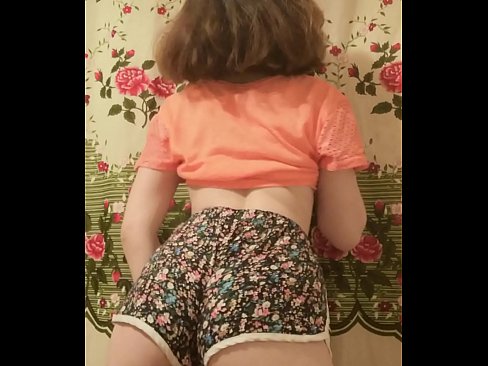 ❤️ Jeune fille sexy se déshabillant devant la caméra. ☑ Porno dur at fr.https-tubsexer.ru ❌