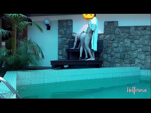 ❤️ Le patron invite la femme de chambre à la piscine, mais n'a pas pu résister à une chaude ☑ Porno dur at fr.https-tubsexer.ru ❌
