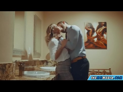 ❤️ Quand une blonde plantureuse vous séduit dans des toilettes publiques. ☑ Porno dur at fr.https-tubsexer.ru ❌